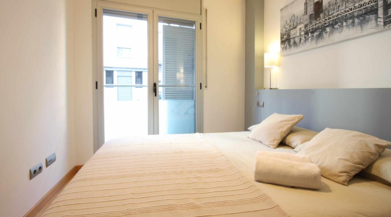 Mazi Apartments Downtown Mataró Esterno foto