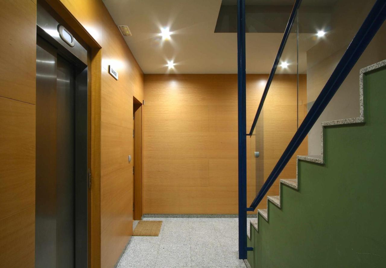 Mazi Apartments Downtown Mataró Esterno foto